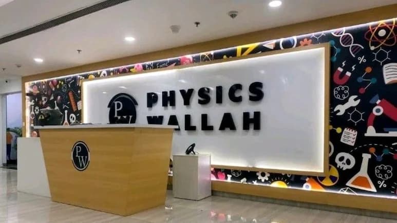 Physics Wallah – Office Interior
