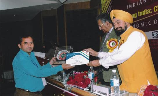 Shri Naresh Kumar, Director of JSS